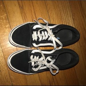 9.5 women’s vans